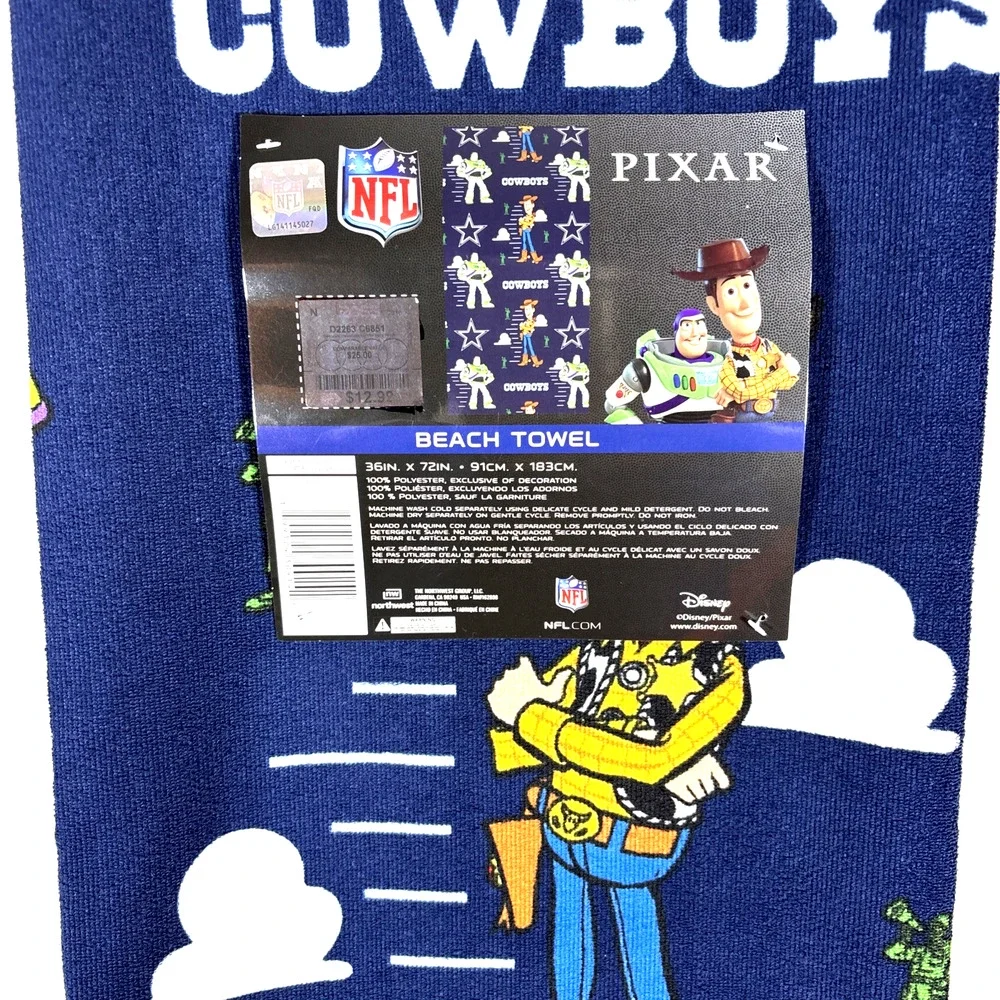 NWT Disney Dallas Cowboys NFL Toy Story Woody & Buzz Beach Towel 36”x72”